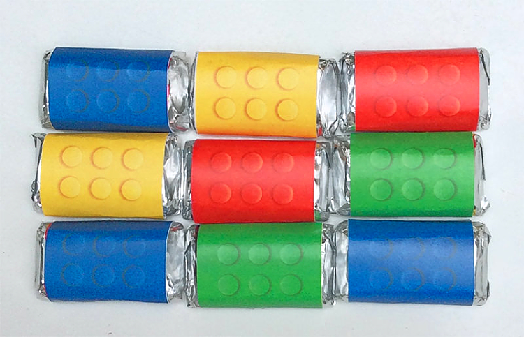 Mini-sized Candy Bar Wrappers, which are perfect for little Lego Candy Bars! #lego #partyfood
