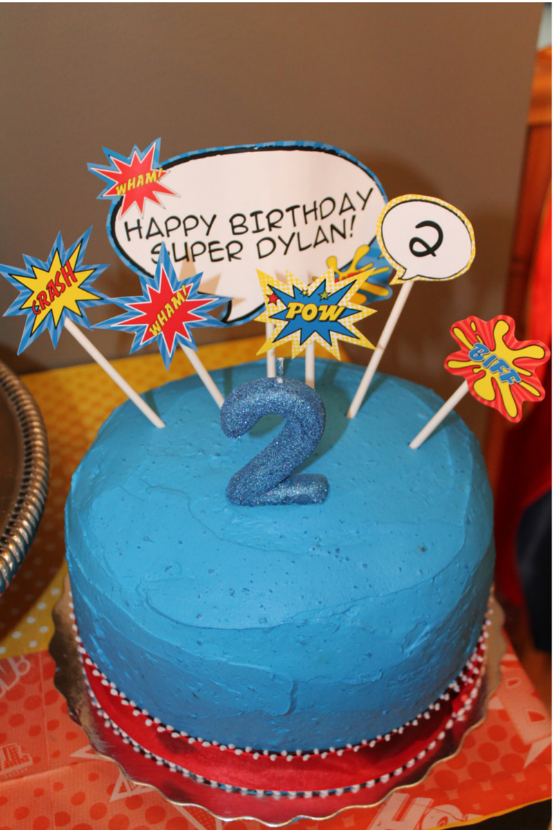 Superhero Birthday Cake - SIMONEmadeit.com