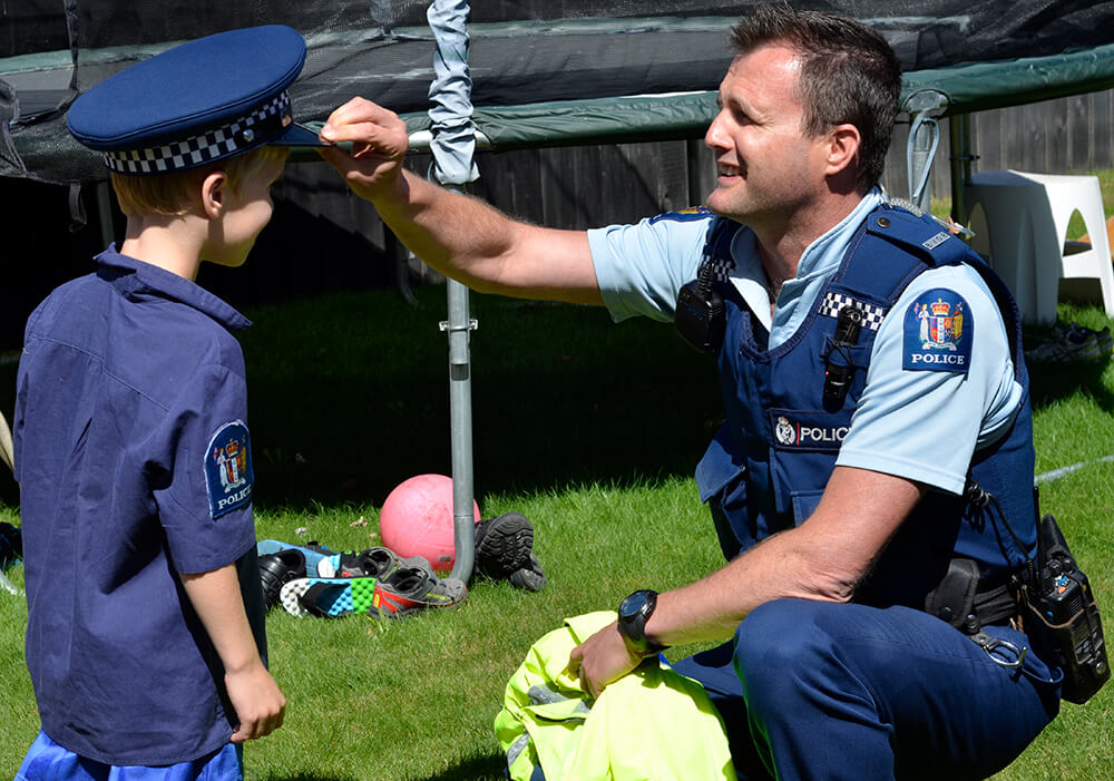 Police Birthday Party Ideas - policeman visit